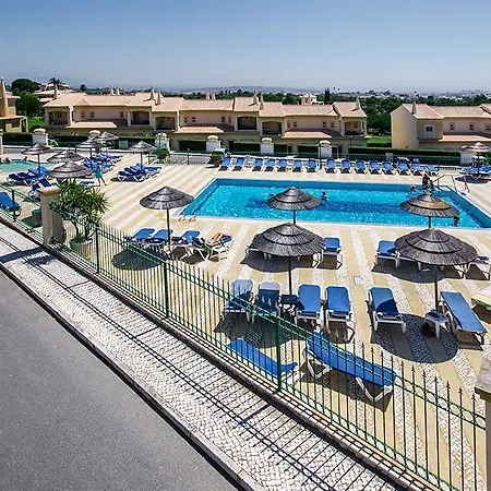 Luz Casas- 44 Fairview Village Boavista * لاغوس