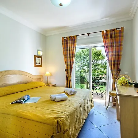 Luz Casas- 44 Fairview Village Boavista Daire *