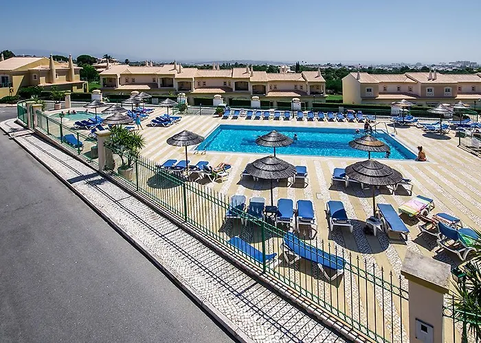 Luz Casas- 44 Fairview Village Boavista * 拉哥斯